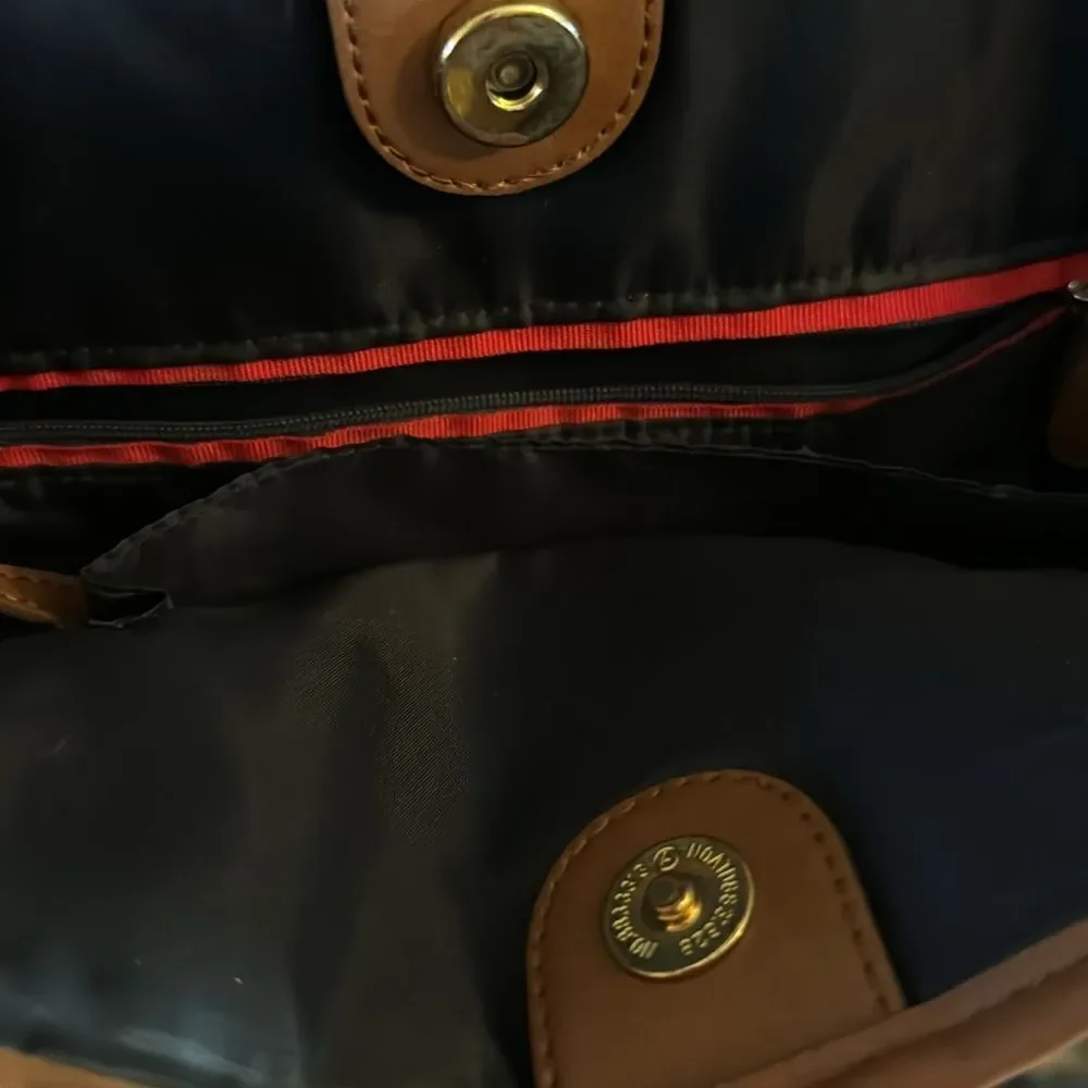 Tommy Hilfiger reposhing this